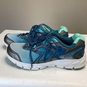 Women’s Fila Stellaray Aqua Running Sneakers